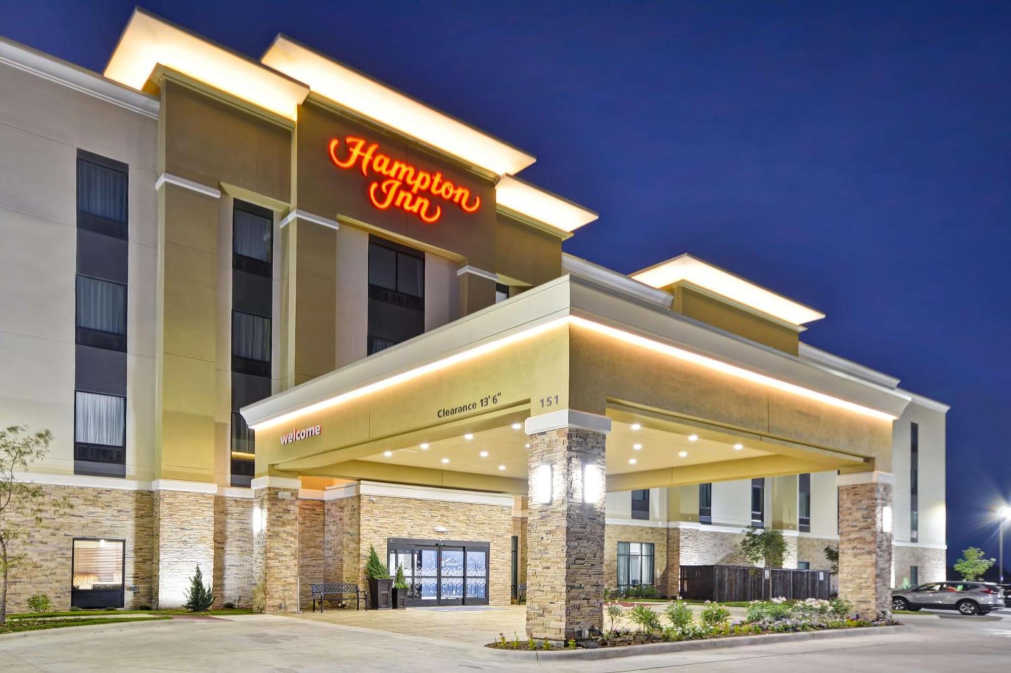 Hampton Inn Kyle Exterior photo